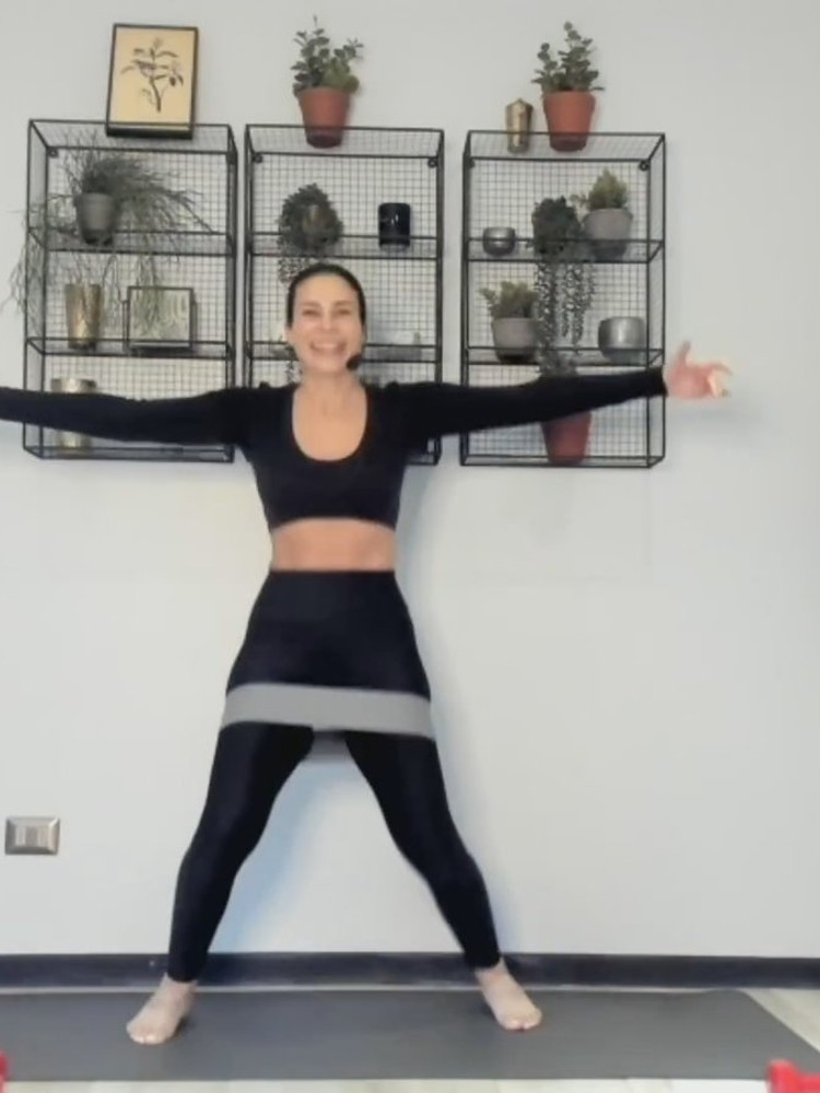 Fuerza Full Body: glúteos, abdomen y piernas sin implementos · 48 min