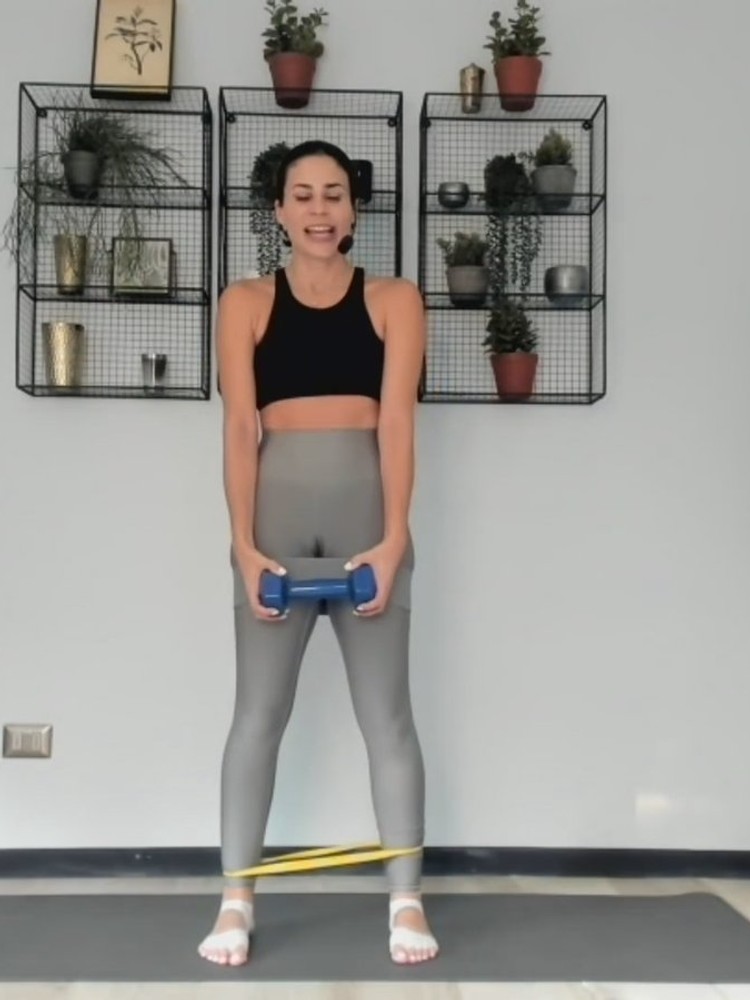 Fuerza full body: glúteos, core y piernas sin material