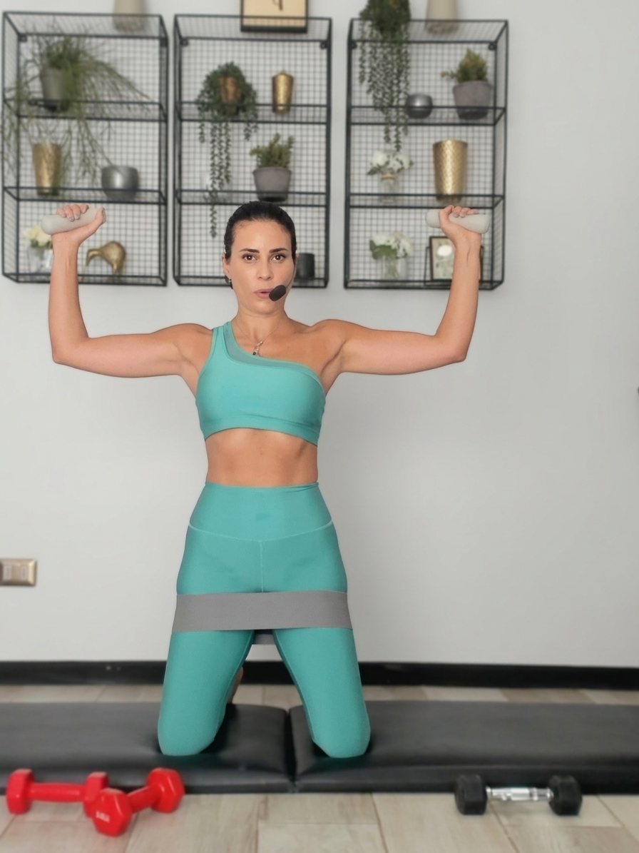 Pilates Post Parto: Core, Glúteos y Brazos · 32 min
