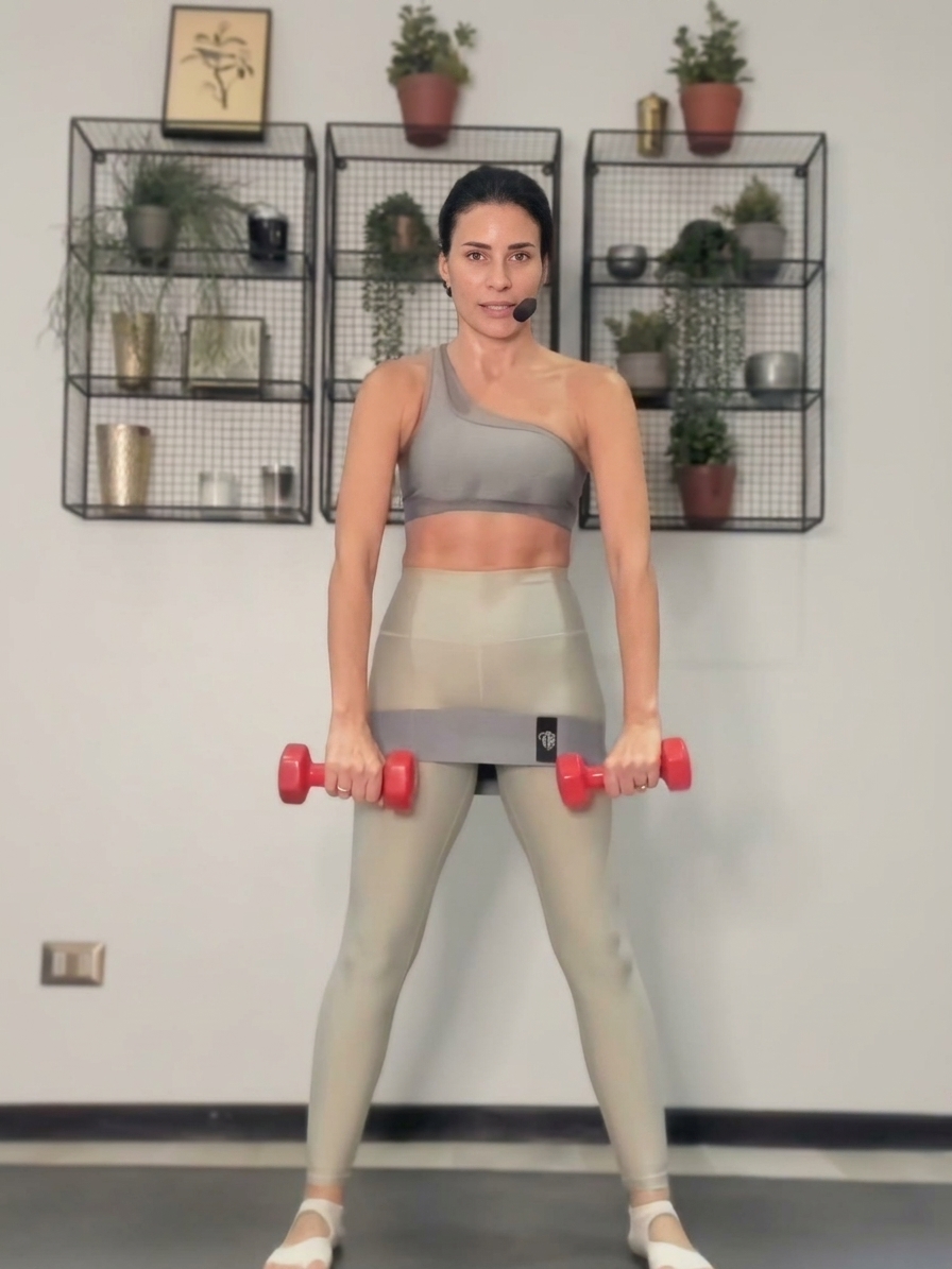 Pilates dinámico: glúteos, piernas y core sin impacto