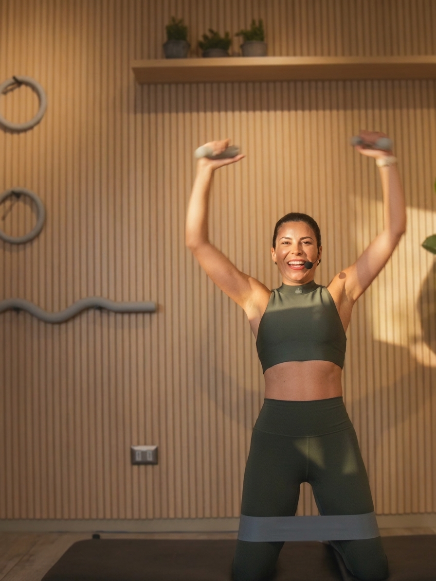 Pilates Full Body: Core, Glúteos y Brazos · 45 min